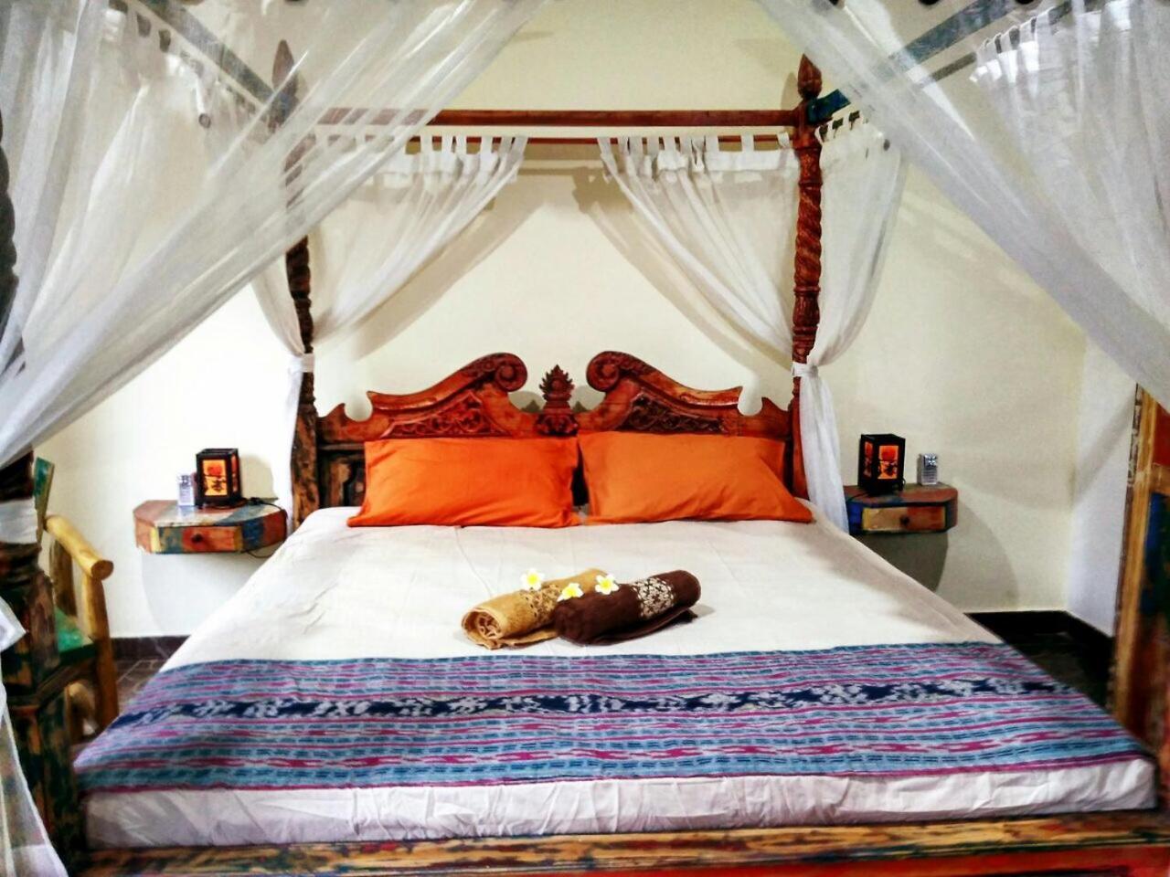 Lunar Dive Resort Tulamben Екстериор снимка